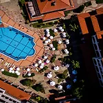 Helena Sands リゾート 5*