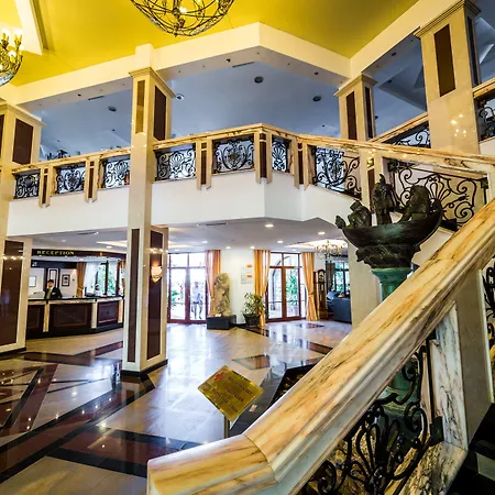 Helena Sands Sunny Beach