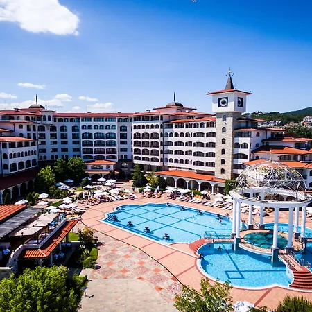 Здравен курорт хелена сендс 5*