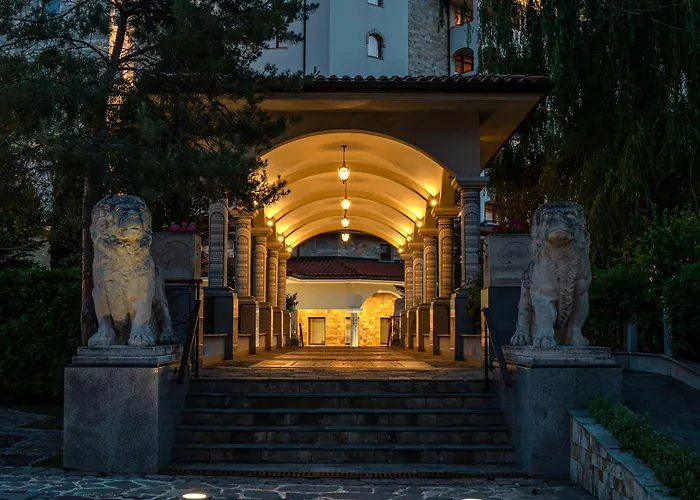 Helena Sands Üdülőközpont 5*