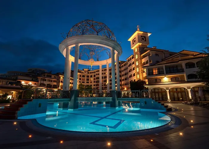 Helena Sands 5*