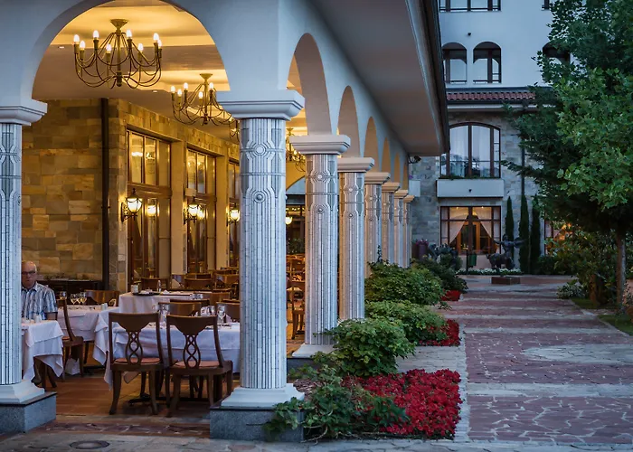 Helena Sands 度假村 阳光海滩