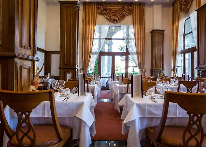 Helena Sands 度假村 阳光海滩